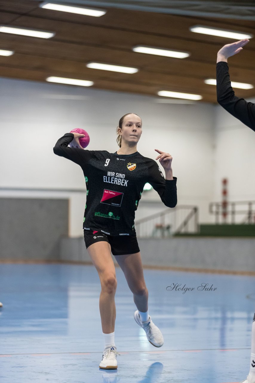 Bild 160 - wBJ TSV Ellerbek - TSV Uetersen : Ergebnis: 15:10